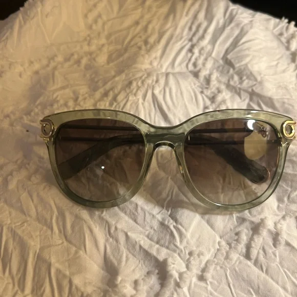 Chloe light green and clear Sunglasses Excellent Condition! - Picture 2 of 8